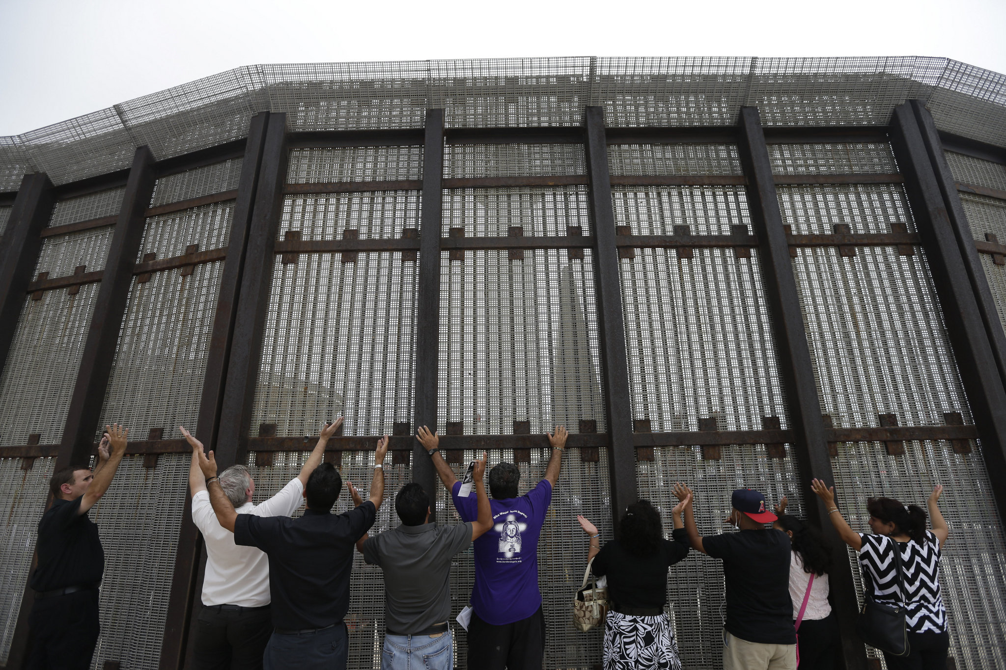 Leaked DHS report reveals barely half of illegal border crossers caught