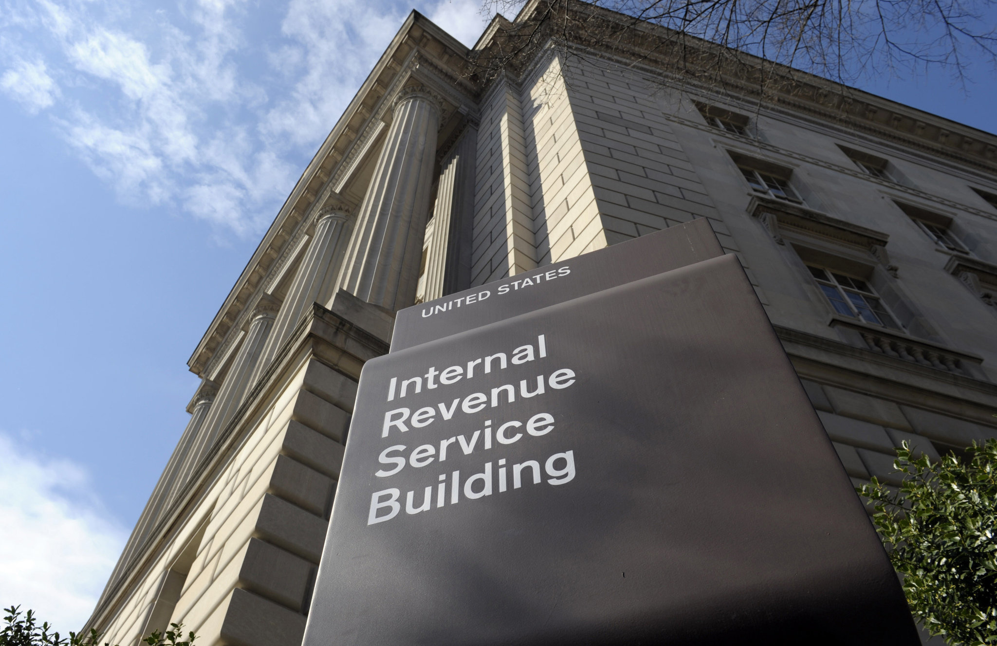 Man who mailed severed finger, fake bomb, marijuana joint to IRS facing federal charges