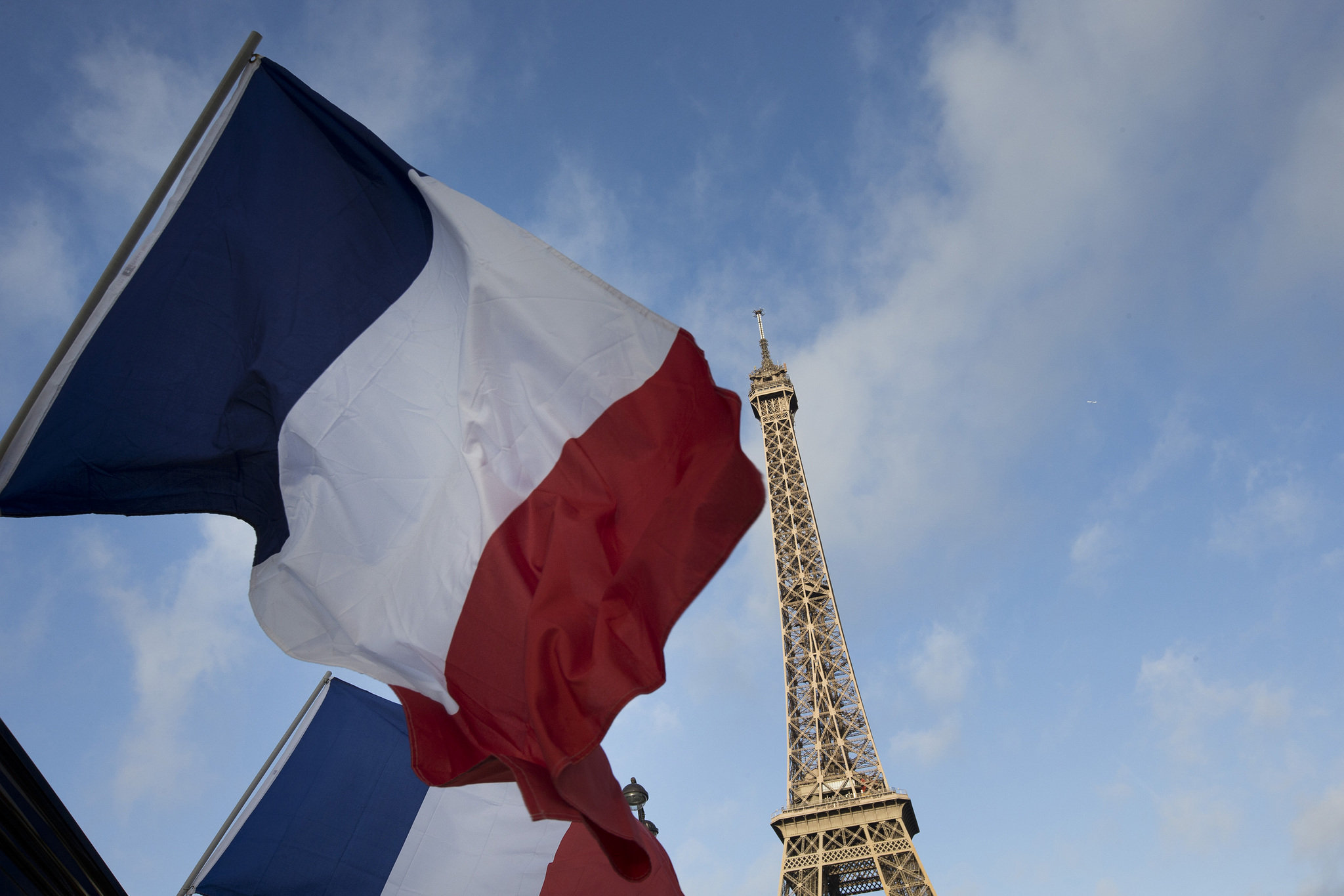 Paris attacks: How 3 teams of attackers unleashed terror around the city