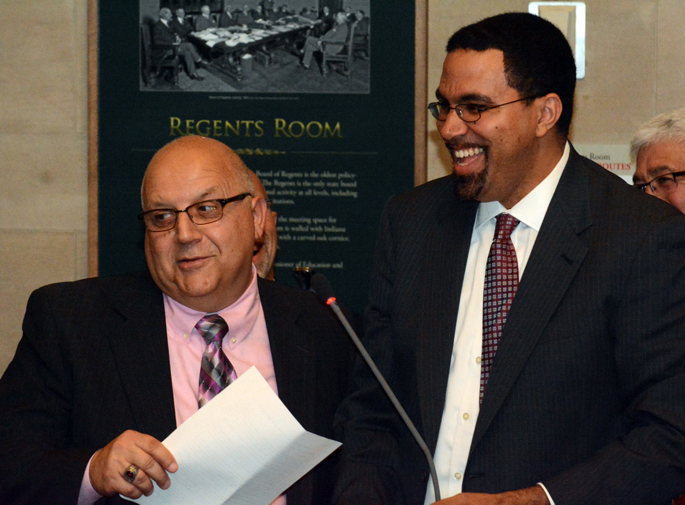 US Education Secretary calls for repeal of North Carolina, Mississippi transgender laws