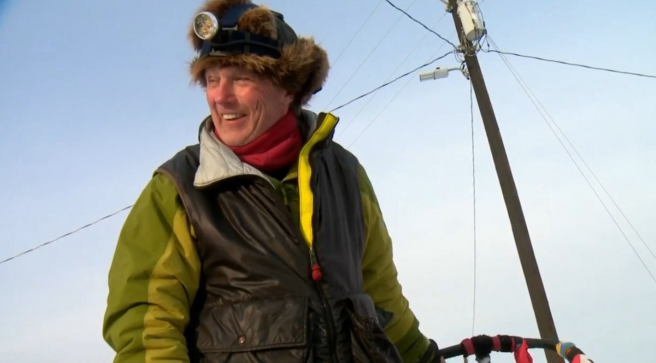 Iditarod dogs reach checkpoint without their dozing musher