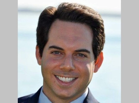 Former aide to Gov. Cuomo among 4 killed in NY multi-car crash