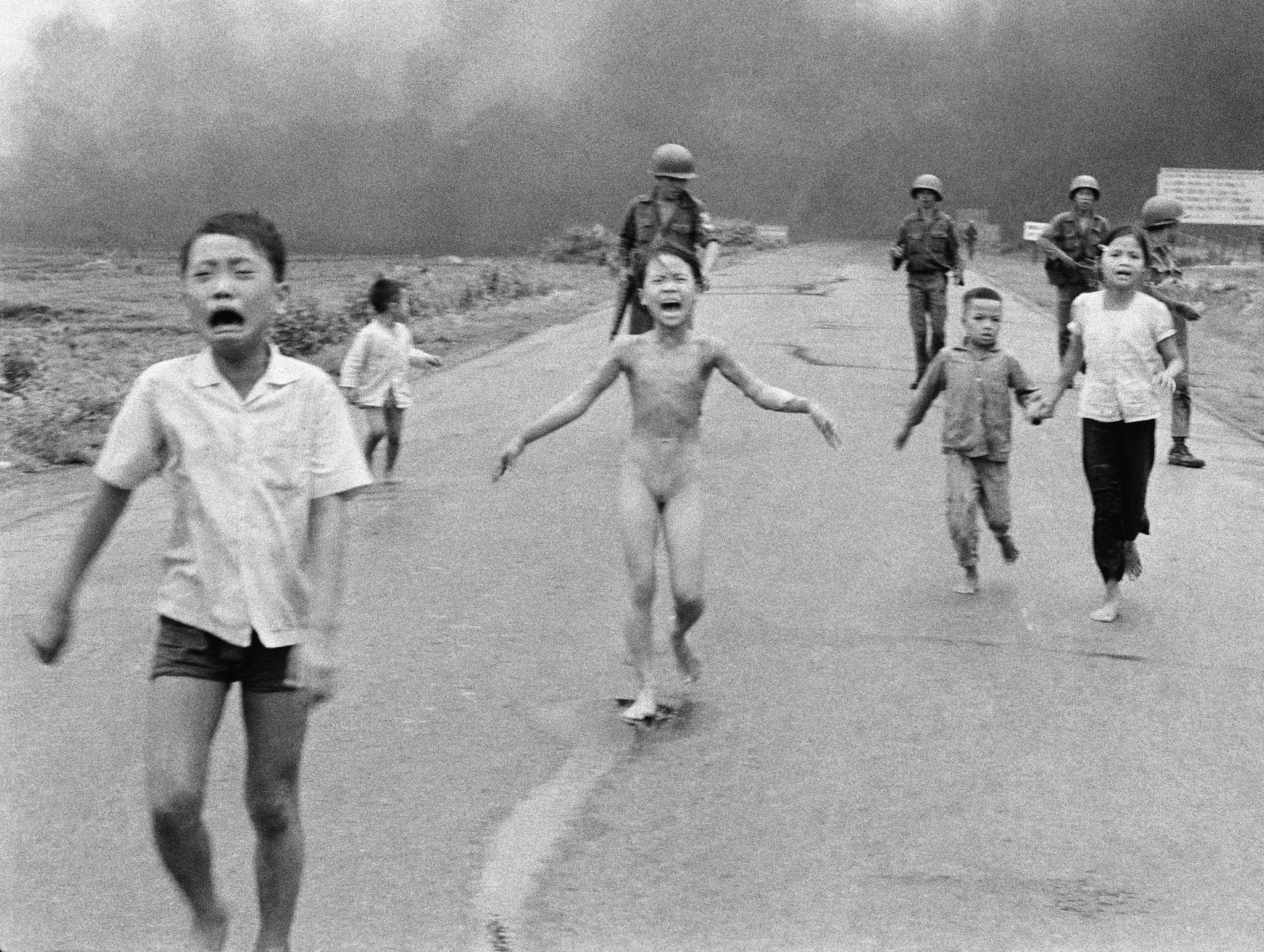 Facebook reverses ban of iconic Vietnam 'napalm girl' photo after protests