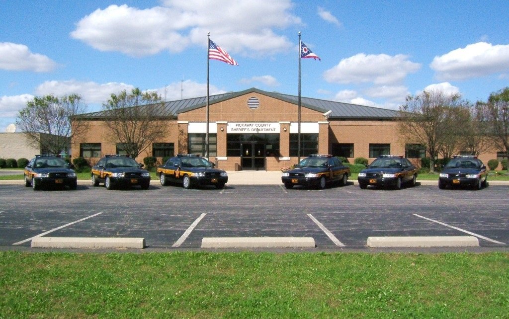 Ohio man sitting on tracks ignored train's horn before fatal hit, police say