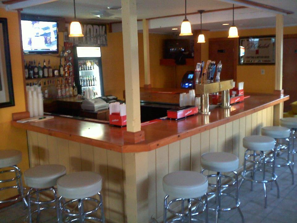 Upstate NY bar loses liquor license after ladies' night raid finds 115 underage patrons