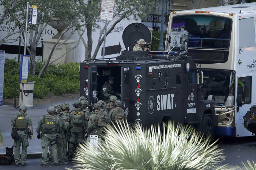 Las Vegas shooting: 1 dead, another wounded as gunman reportedly surrenders
