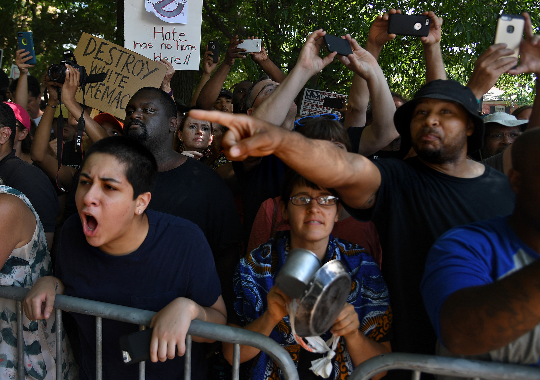 Small KKK rally draws large counterprotest in Virginia | AL.com