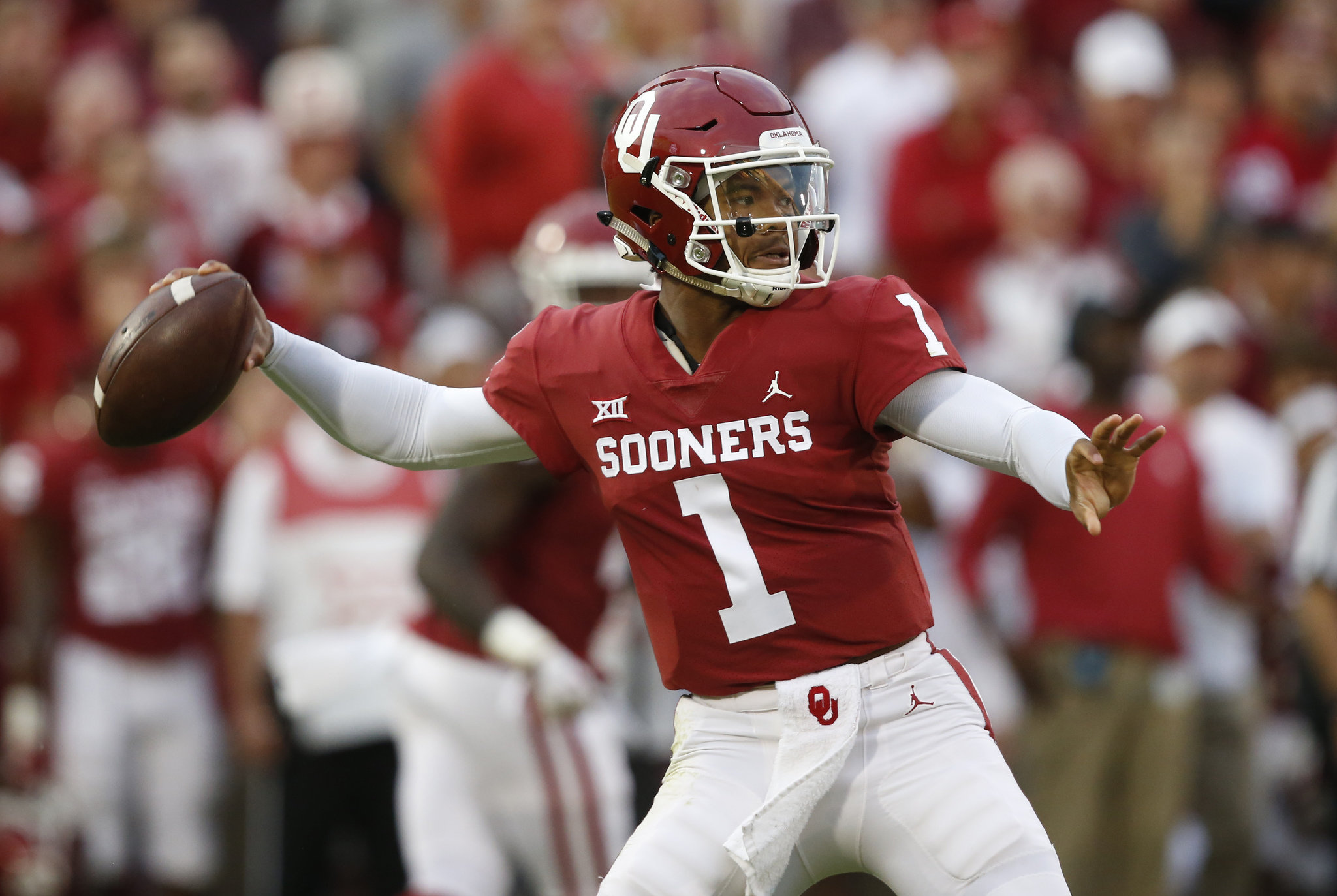 Oklahoma QB Kyler Murray wins Heisman Trophy