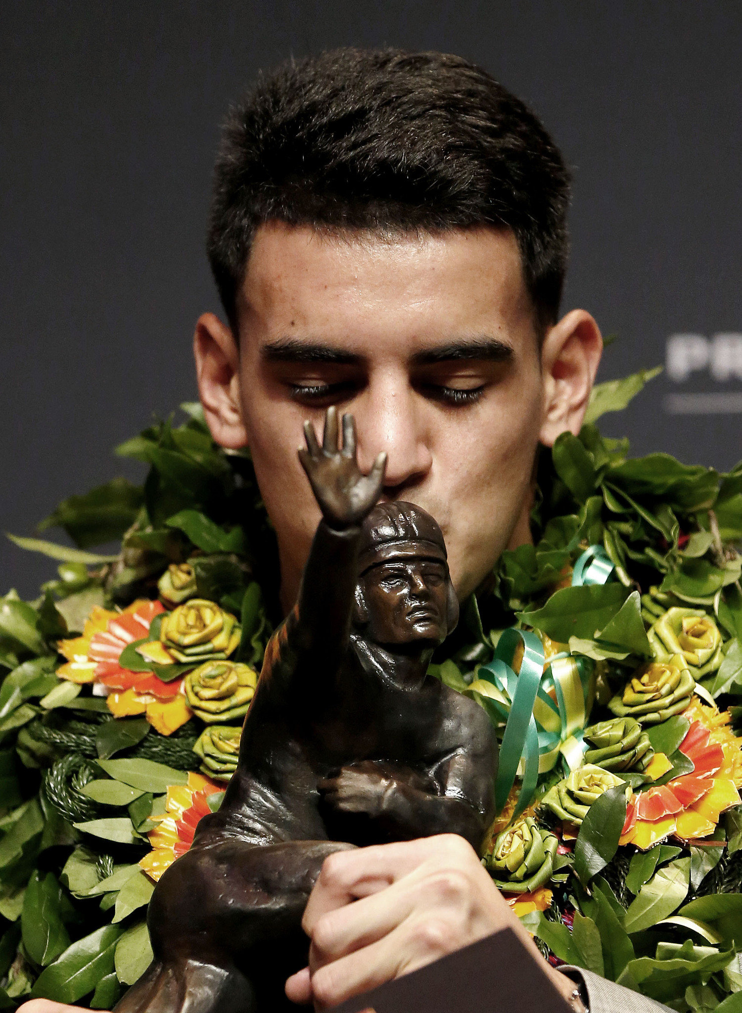 National title pick: Why Marcus Mariota will lead Oregon to crown.