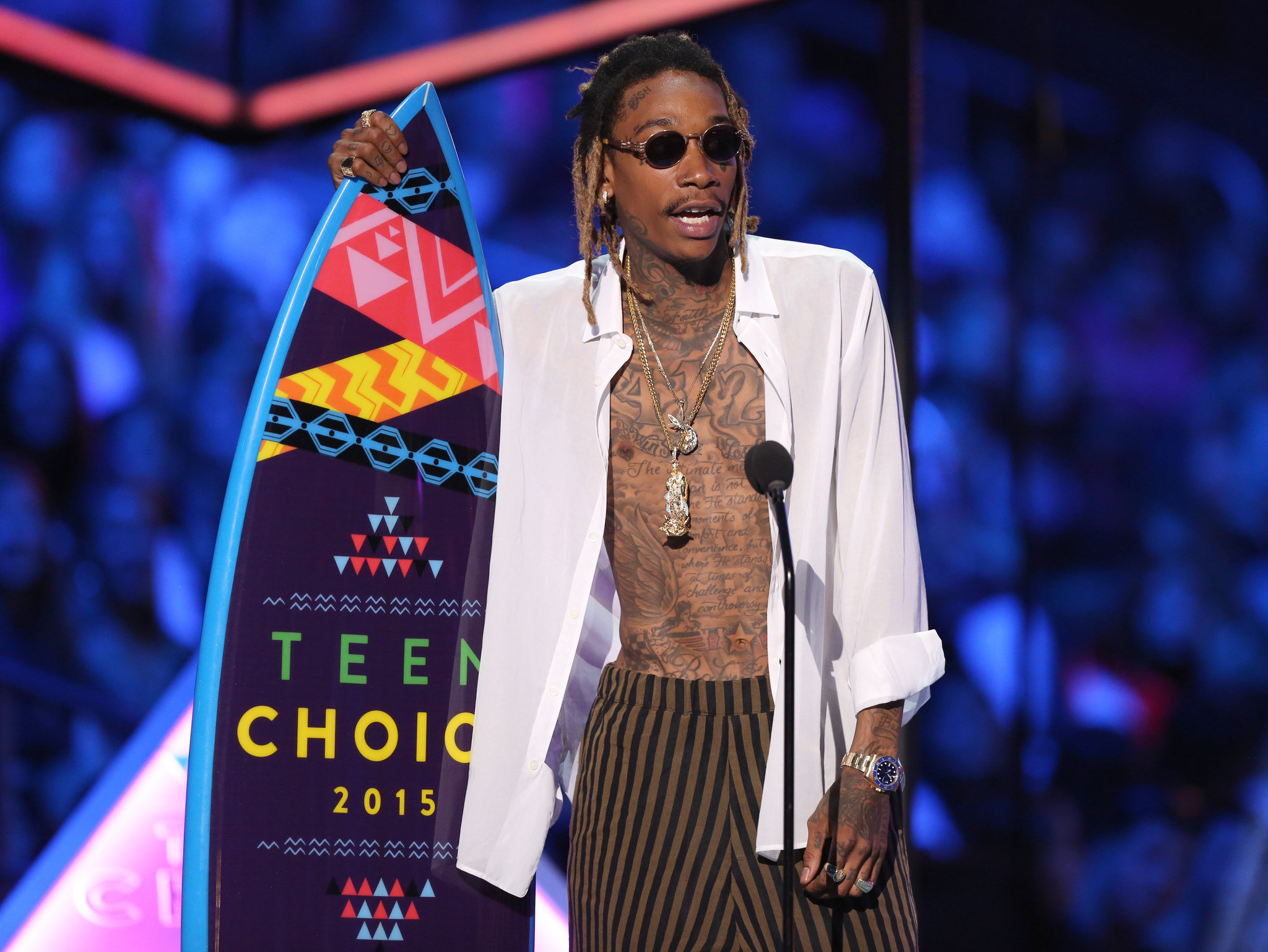 Rapper Wiz Khalifa busted for urinating in public in Pittsburgh