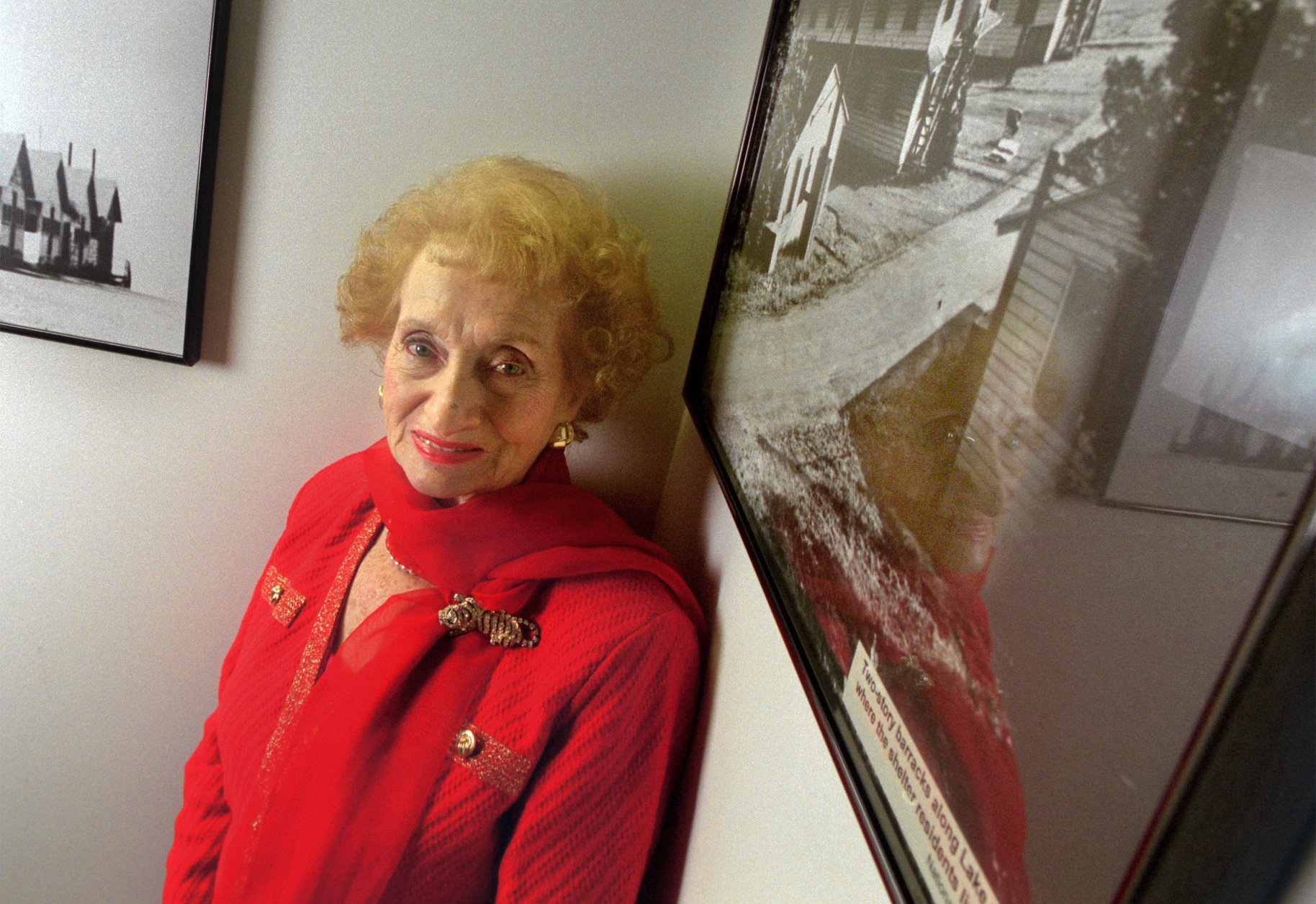 Ruth Gruber dies at 105; brought Jewish refugees to Oswego during World War II