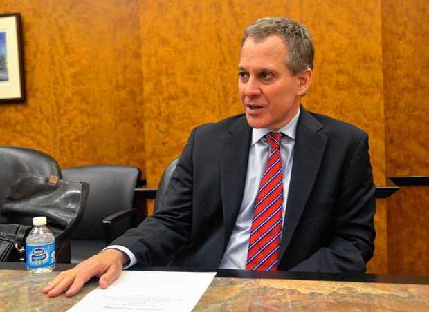 NY delay in switching political parties eyed in Attorney General report