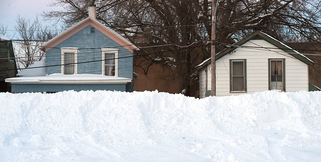 Utica declares snow emergency, tells drivers to move cars