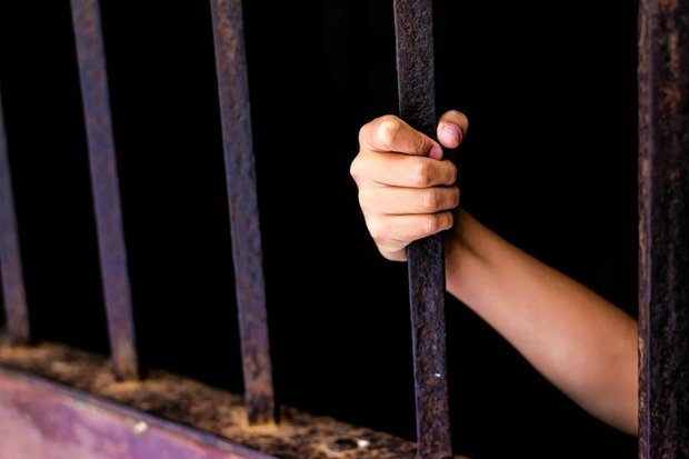 Gov. Cuomo grants 'conditional' pardons to 101 New Yorkers convicted as teens