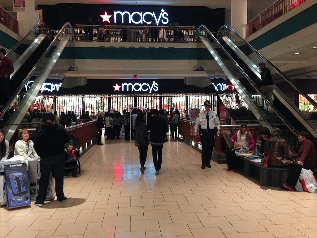 Complete list of Macy's to close in 2017