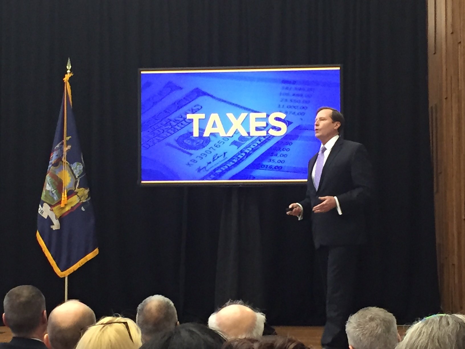 Gov. Cuomo promises state will 'match' savings if towns, counties share services