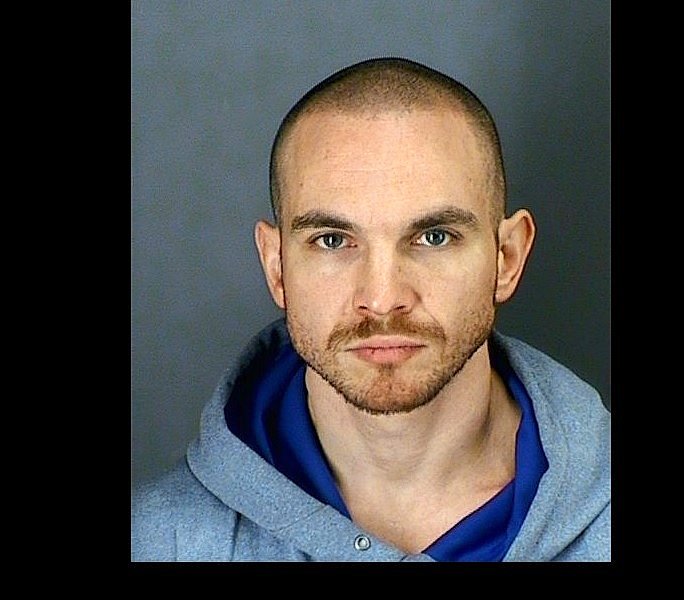 Police: Man charged with burglary after returning to CNY home to apologize, return stolen items