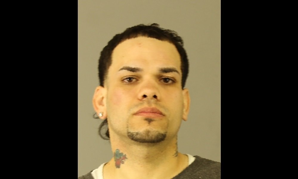 Police: Man robs Oneida County pet store at knifepoint, gets caught with stolen cash