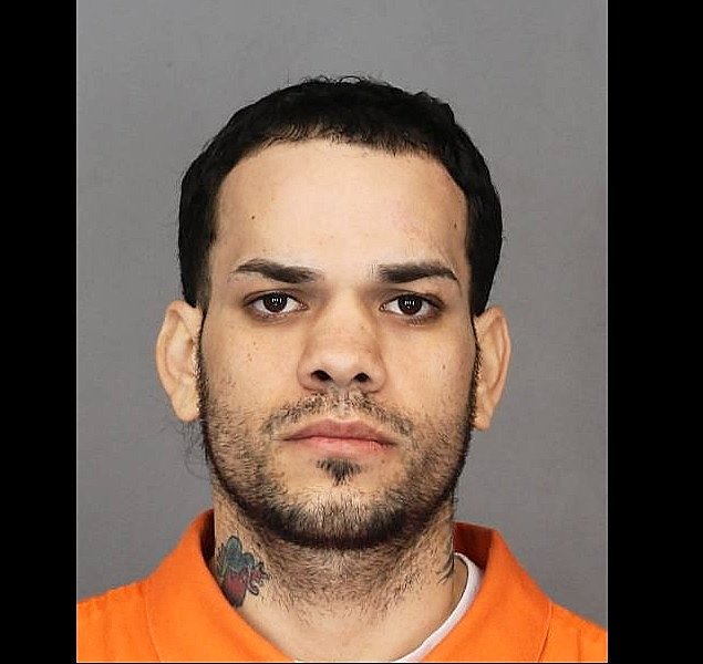 Man arrested in pet store robbery also charged with robbing CNY gas station at knifepoint