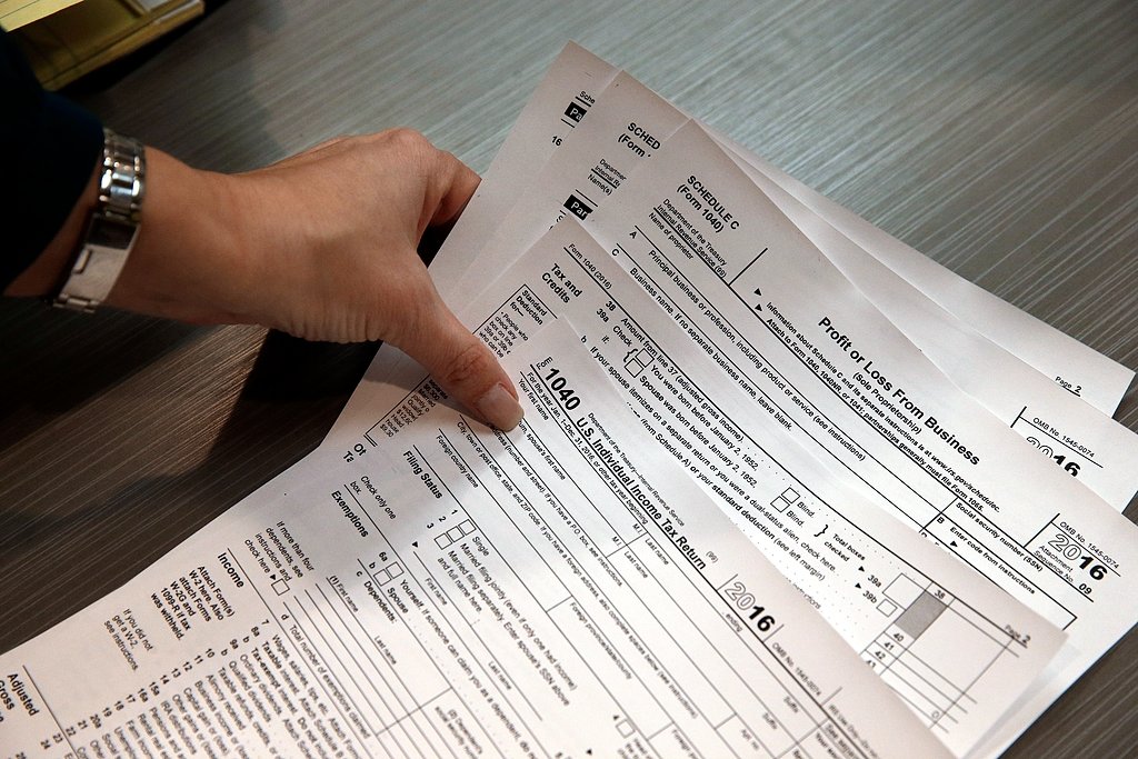 Tax Day 2017: We get 3 extra days to file this year