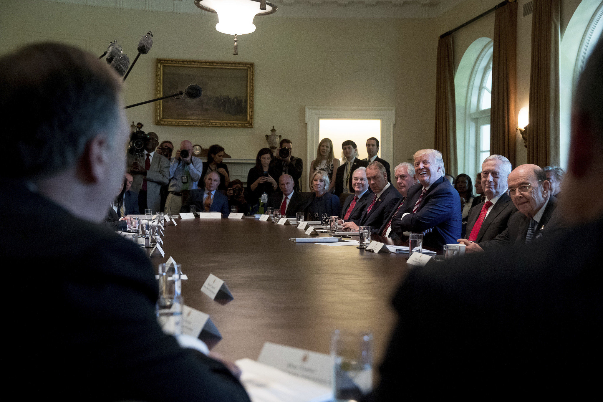 Chuck Schumer mocks Donald Trump's praise-filled Cabinet meeting (video)