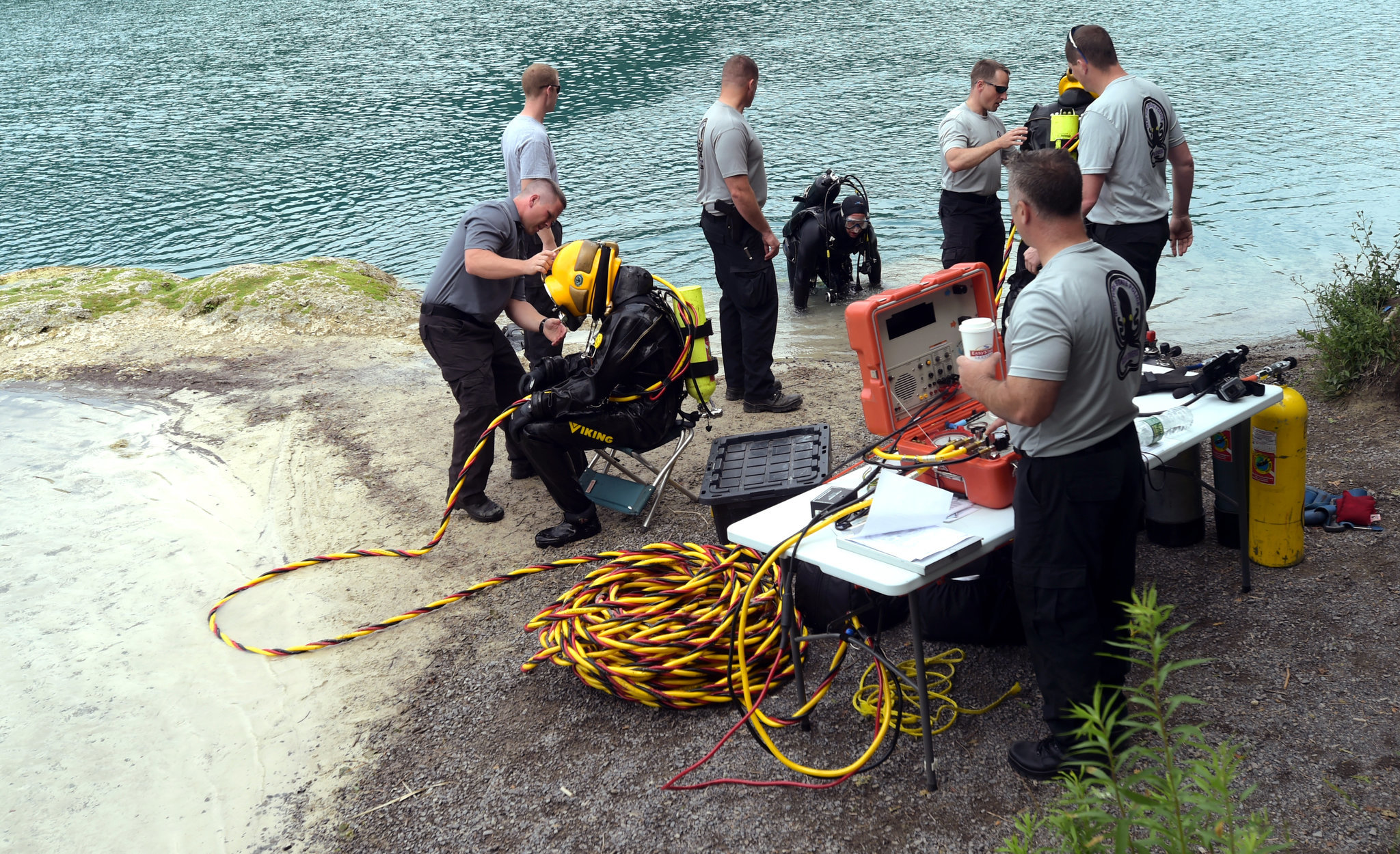 Watch NY State Police divers train underwater in Green Lakes State Park