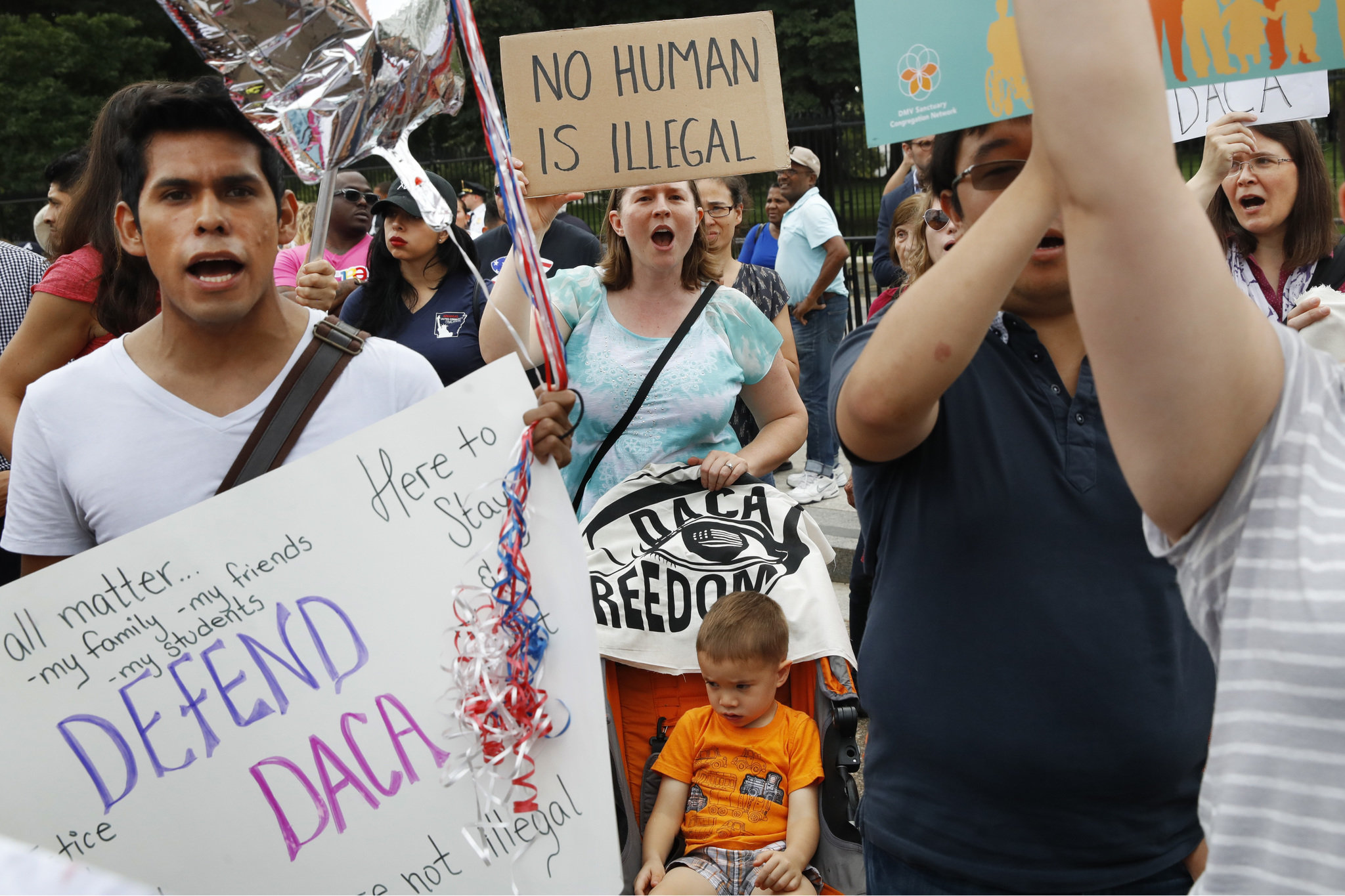 Schumer, Gillibrand: Trump plan for young immigrants 'heartless'