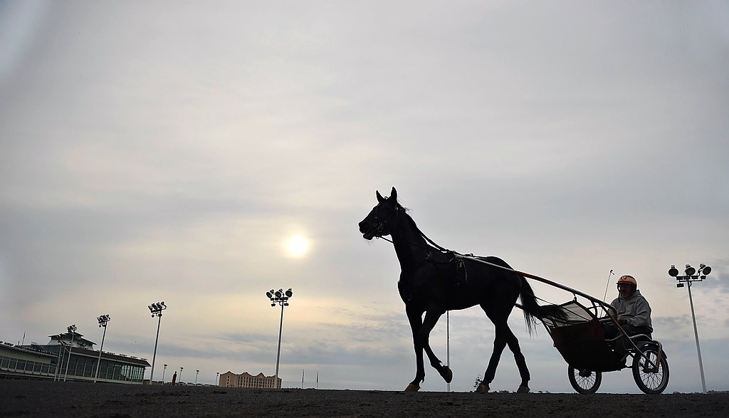 Vernon Downs ends racing season, declares 'banner' year after uncertain start