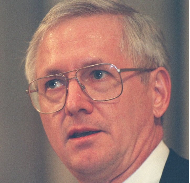 Former state education commissioner, 72, dies while hiking in Adirondacks