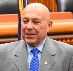 Do you hate daylight saving time switches? So does one Upstate NY assemblyman