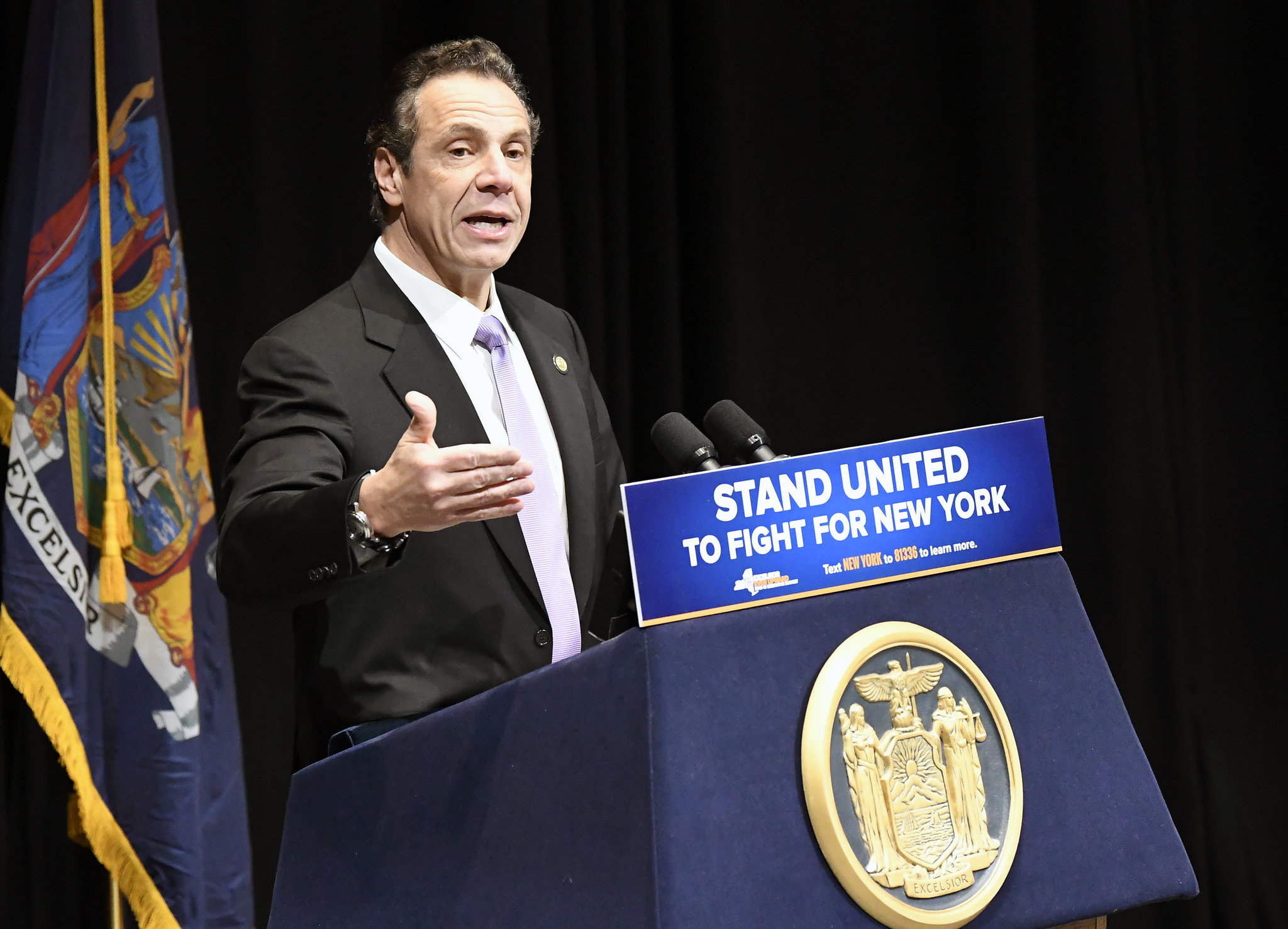 Cuomo unveils NY state budget plan, calls for big tax changes