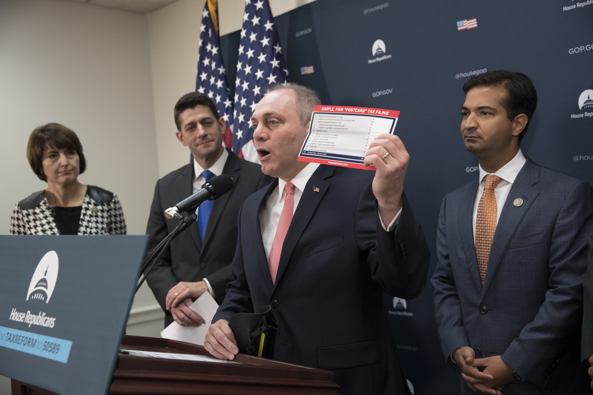 Poll: New York voters say new federal tax law will harm state's economy