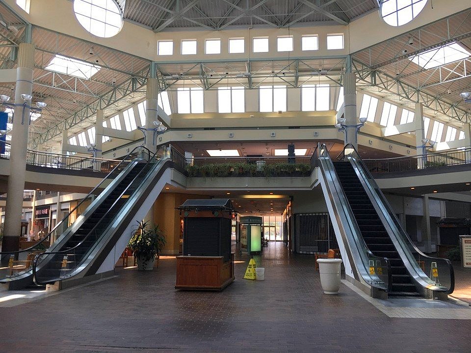 Could this happen here? ShoppingTown Mall's owner forced to close once popular NJ mall