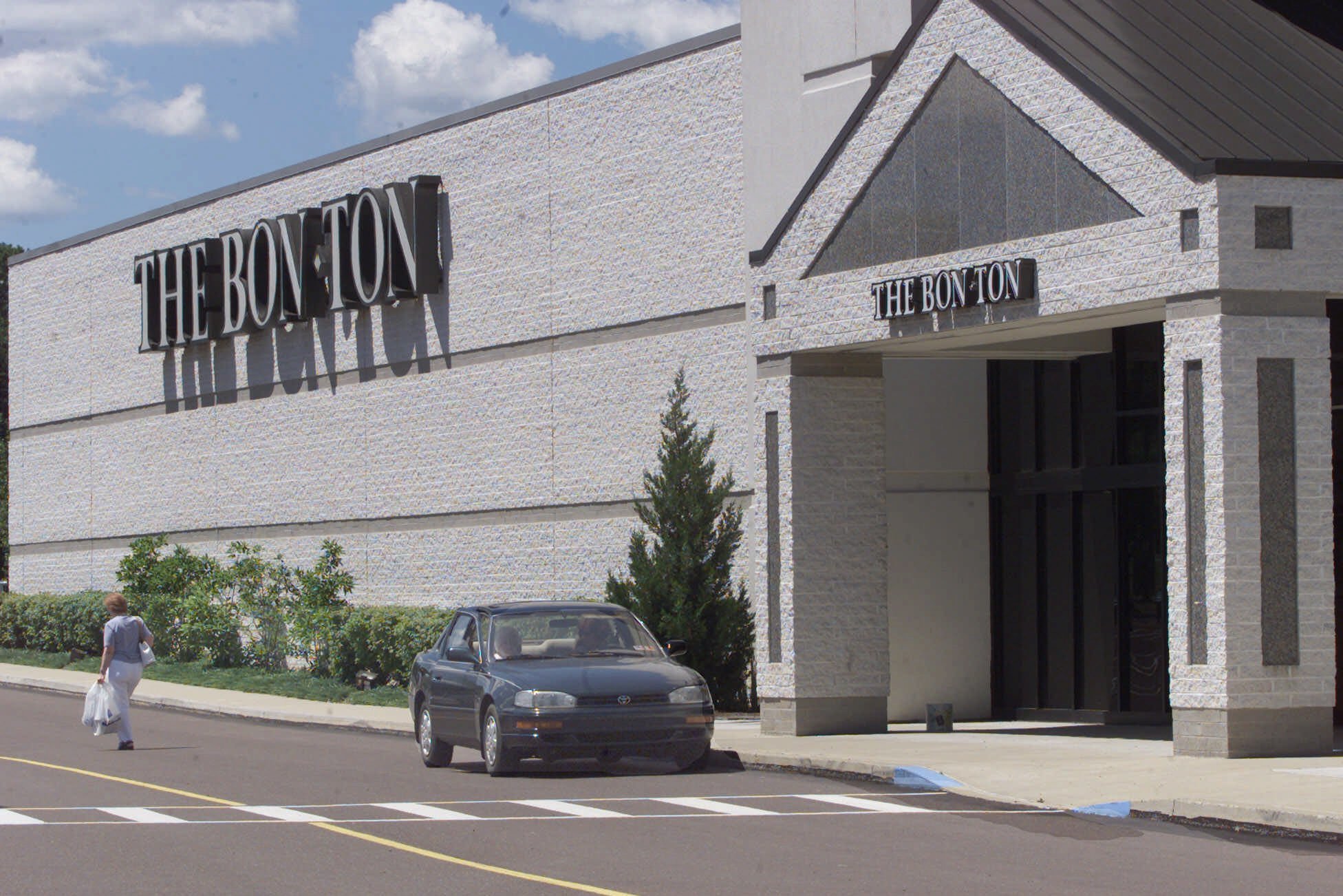 The Bon-Ton closing more than 40 stores; including 1 in northern NY (see the list)