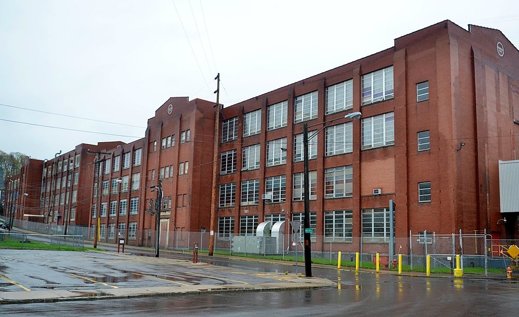 Remington seeks to restructure debt so it can operate in bankruptcy, report says