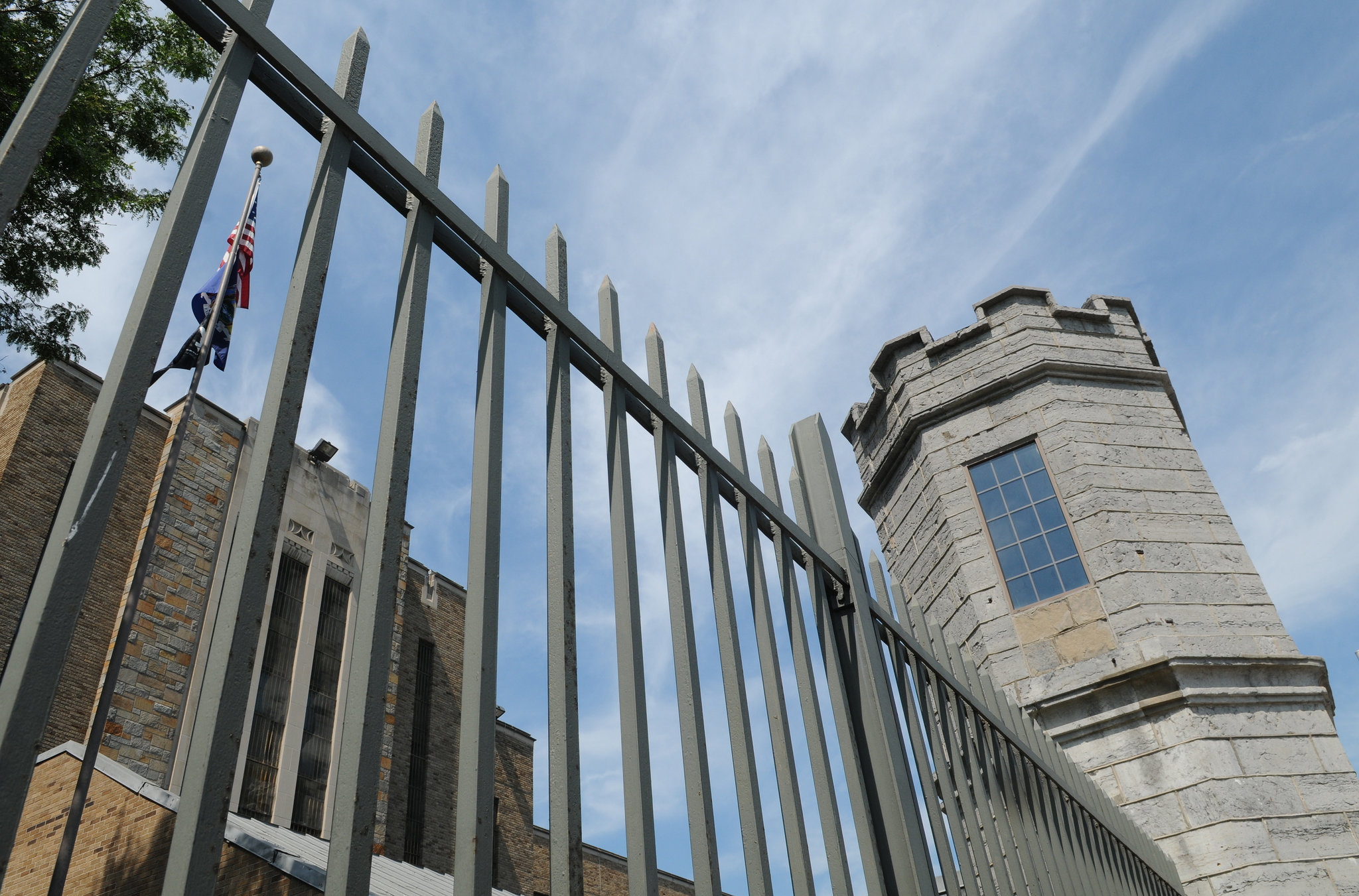 Report: Auburn prison guard accused of waterboarding, torturing inmates