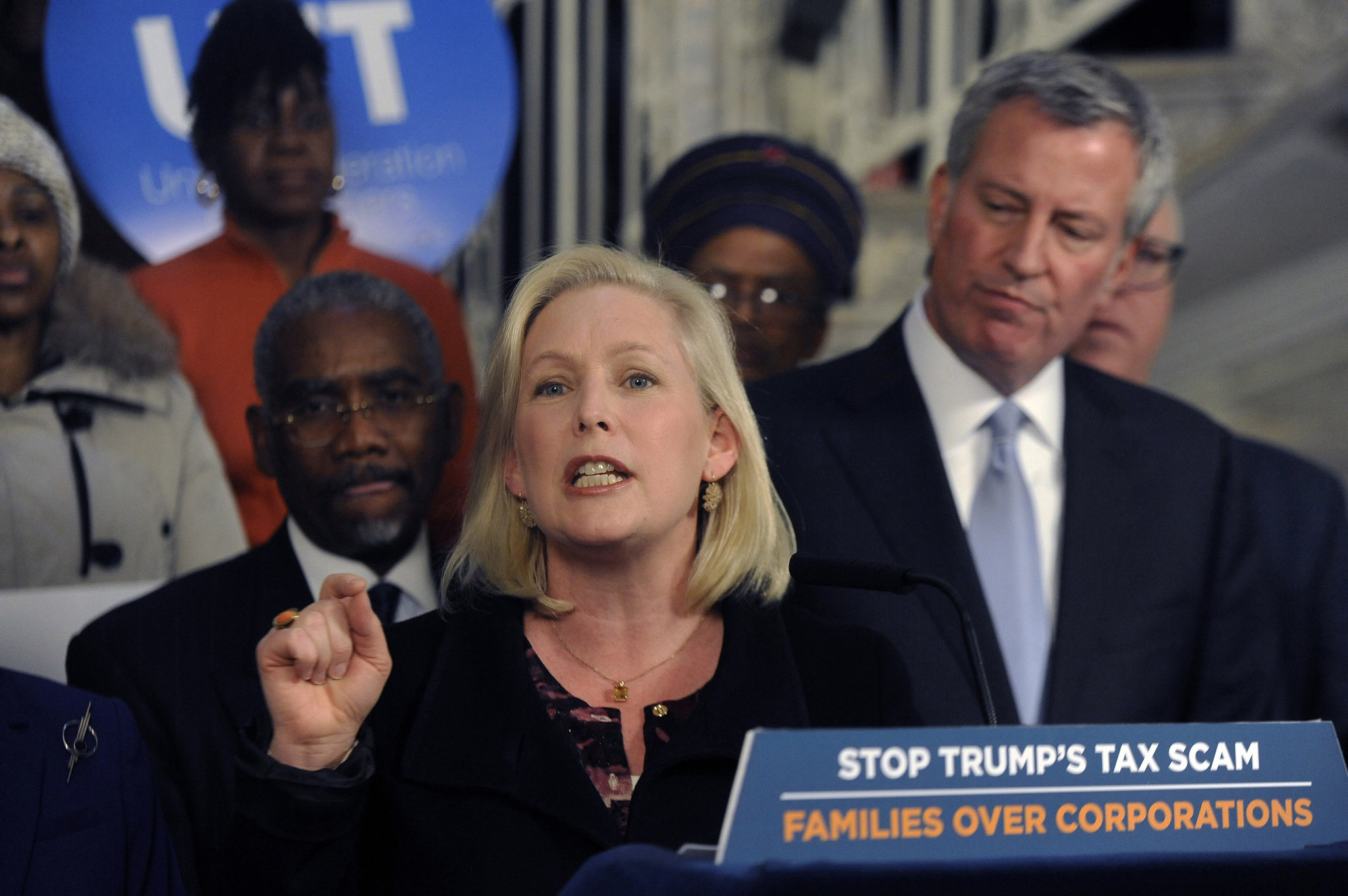 NY voters aren't crazy about Cuomo, Gillibrand run for president, poll says