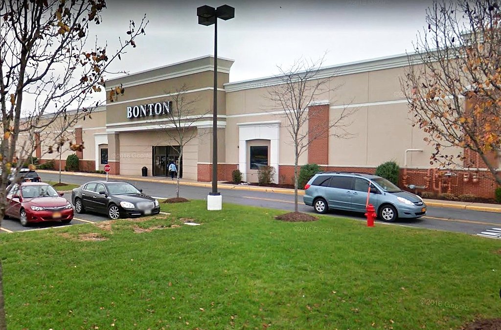Bon-Ton Stores to close (report)