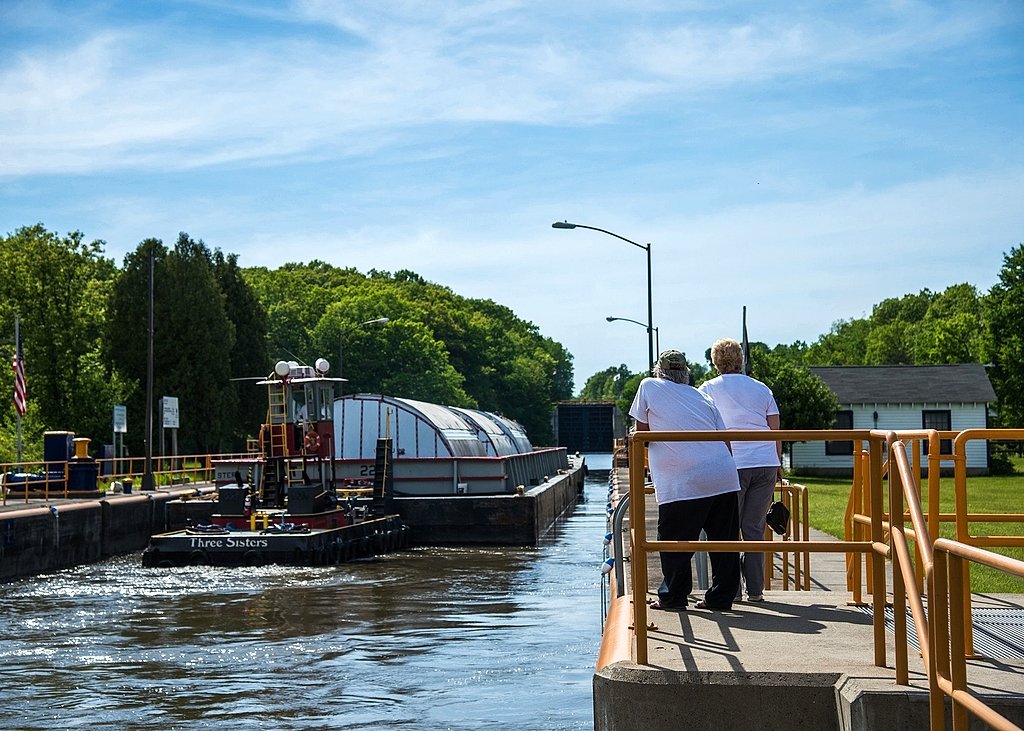 New York State Canals open for 2018 season, with no tolls for recreational use