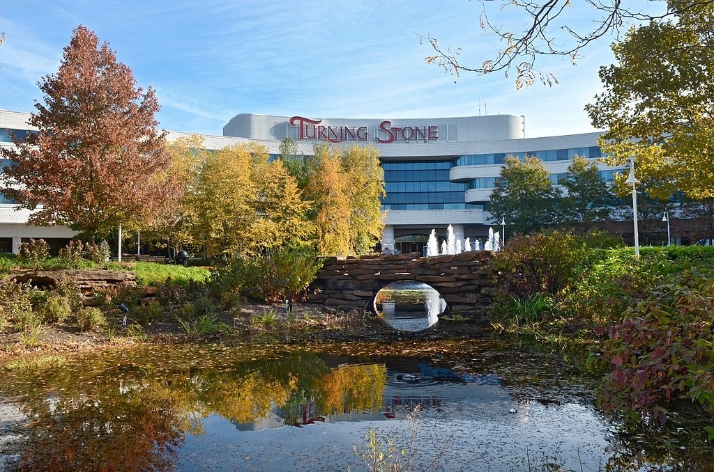 Could online sports betting violate New York's gaming pacts with Indian nations?