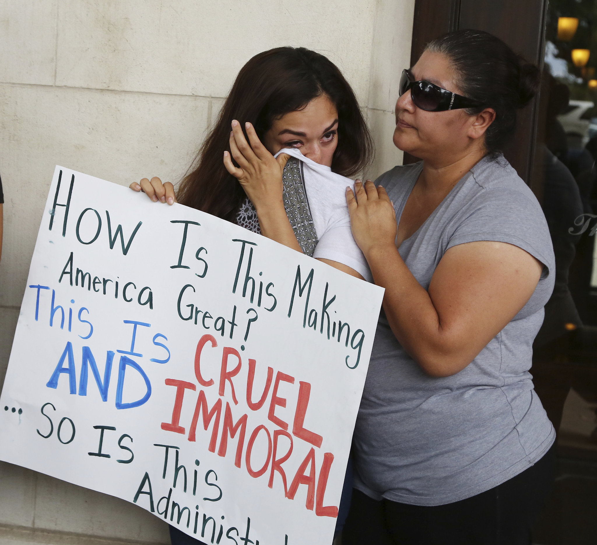 Cuomo: NY will sue Trump administration for violating rights of immigrant children