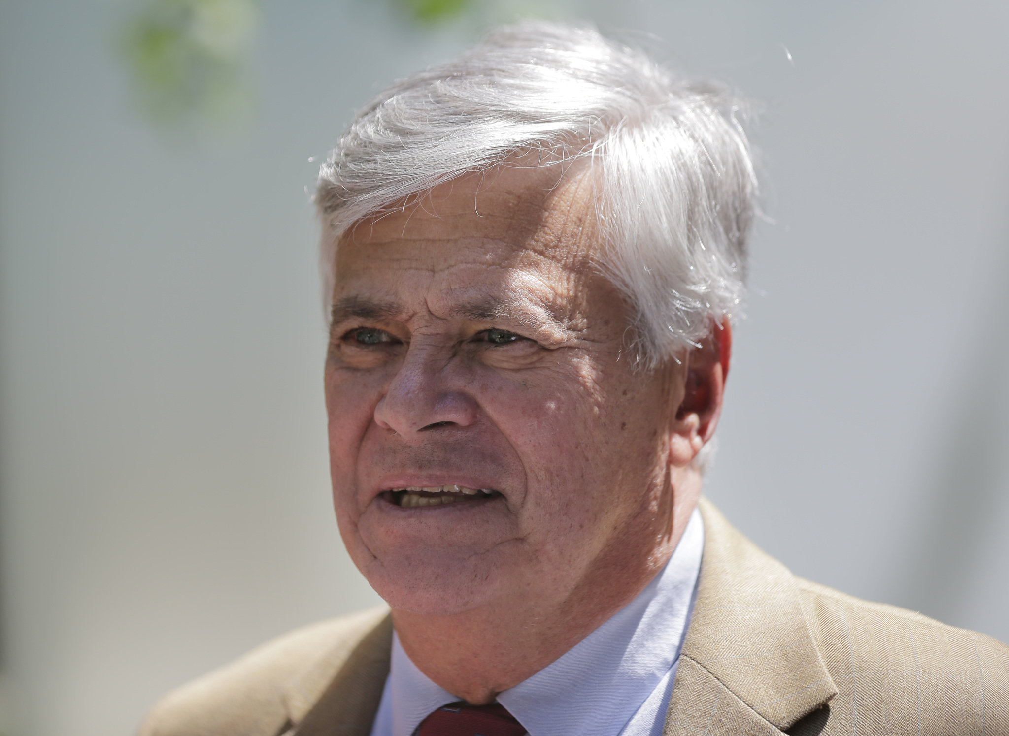 Jury deliberating in former NY Senate leader Dean Skelos corruption trial