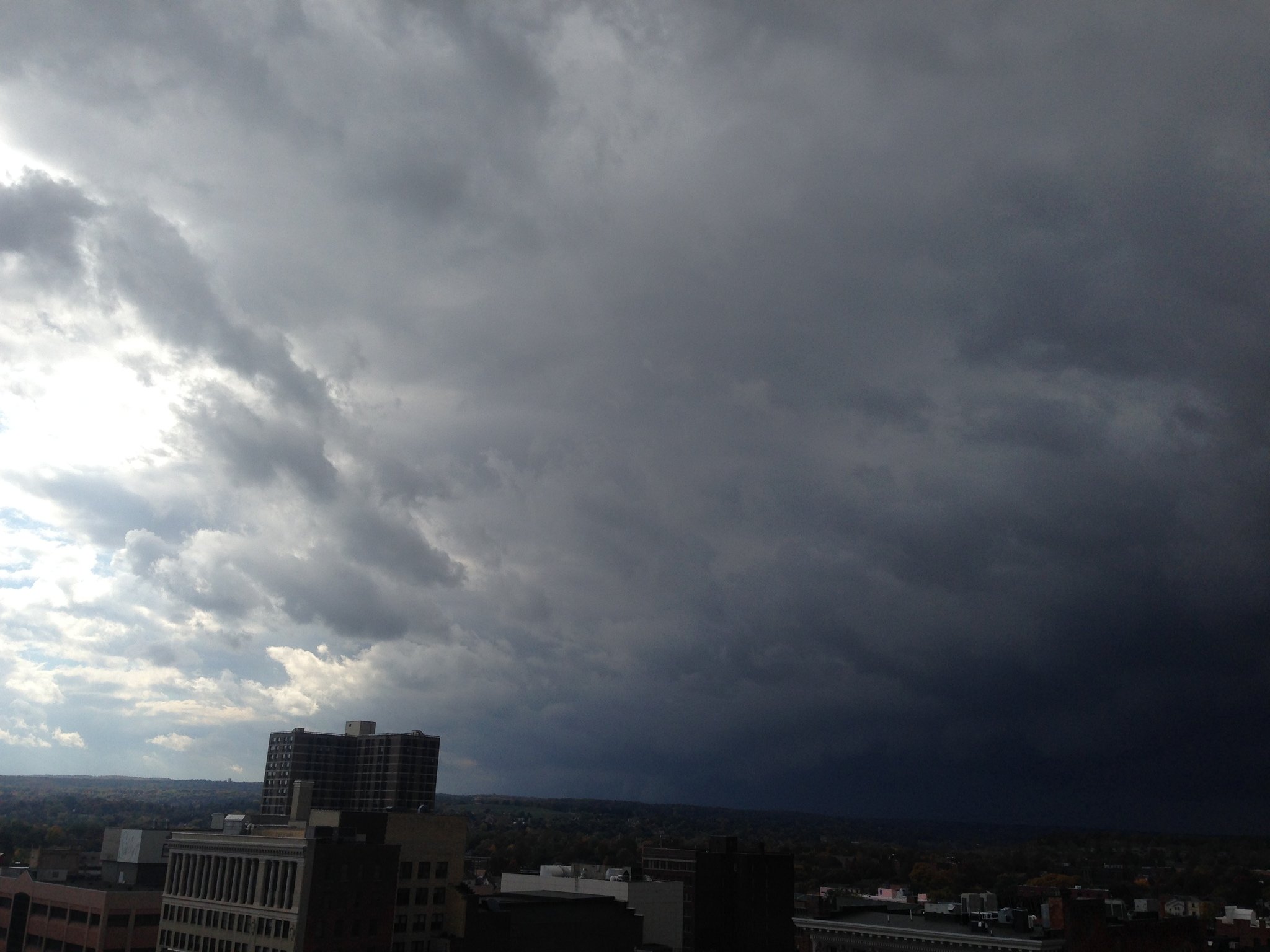 Thunderstorms reaching Upstate NY: High winds, flash flooding possible