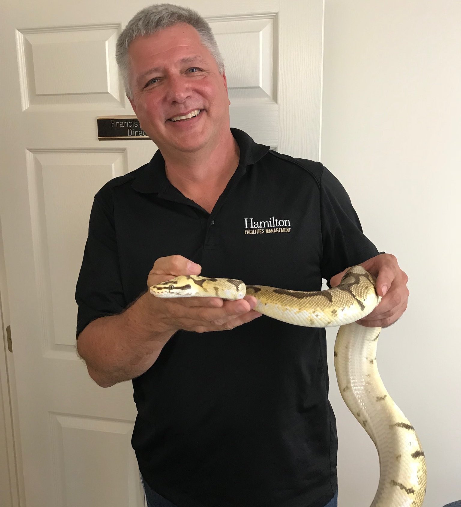 Central NY college student shocked to find 5-foot snake in dorm room