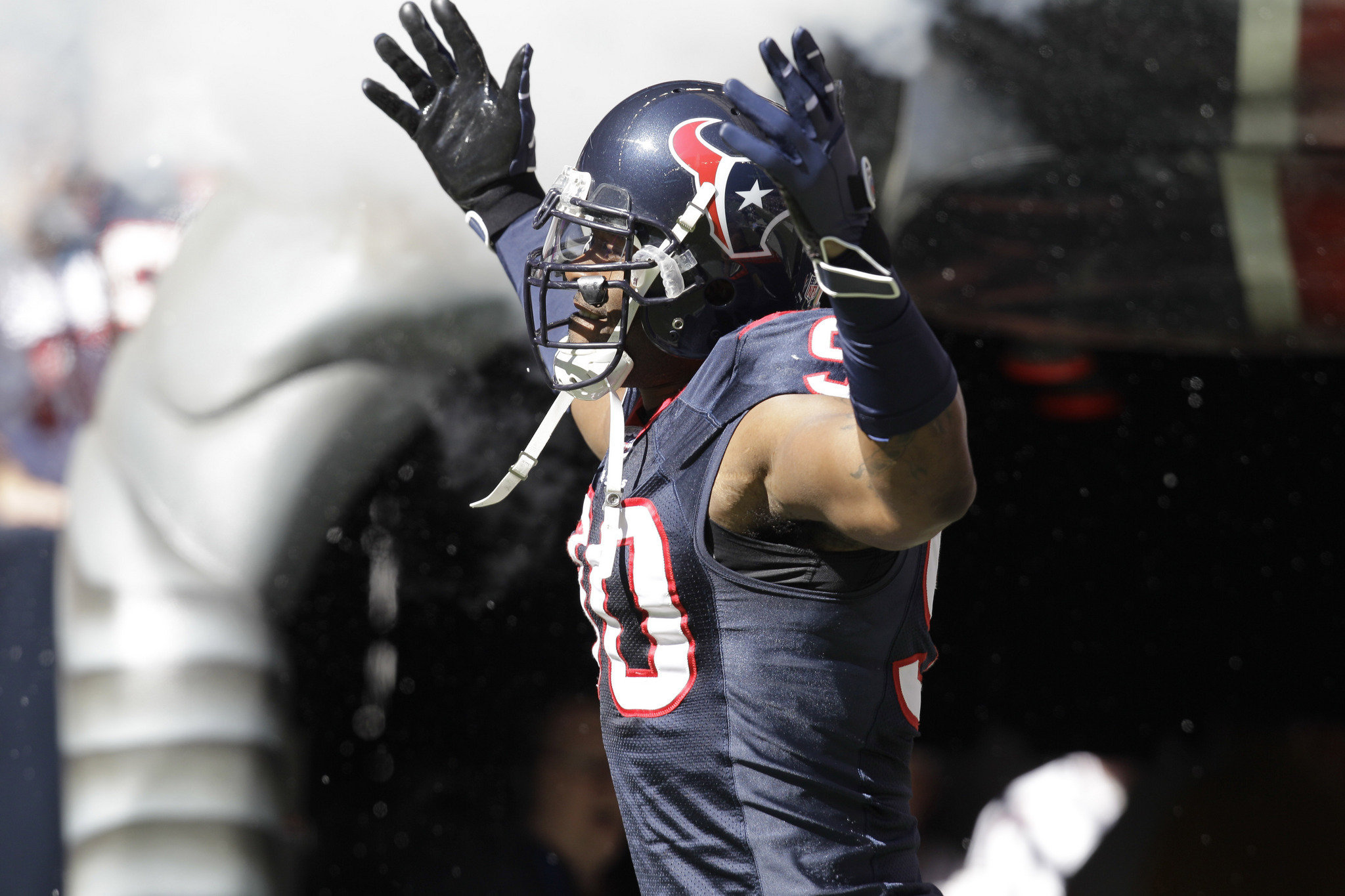 NFL Draft 2014: Is Clowney a sure thing? D-linemen picked No. 1…