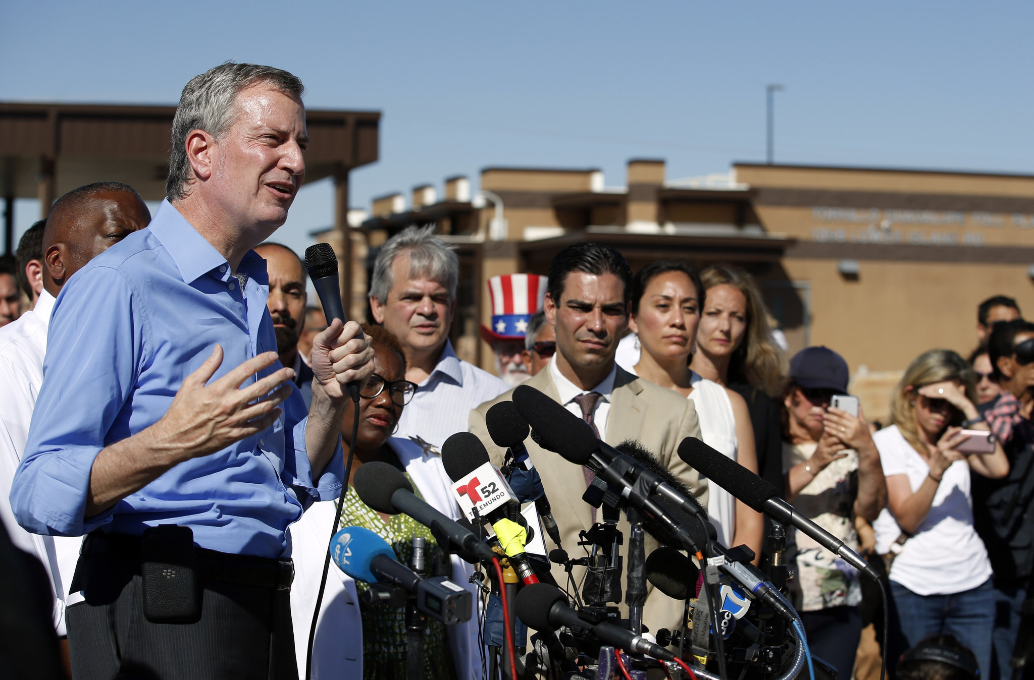 NYC mayor violated US, Mexico immigration laws by crossing border illegally, Border Protection says