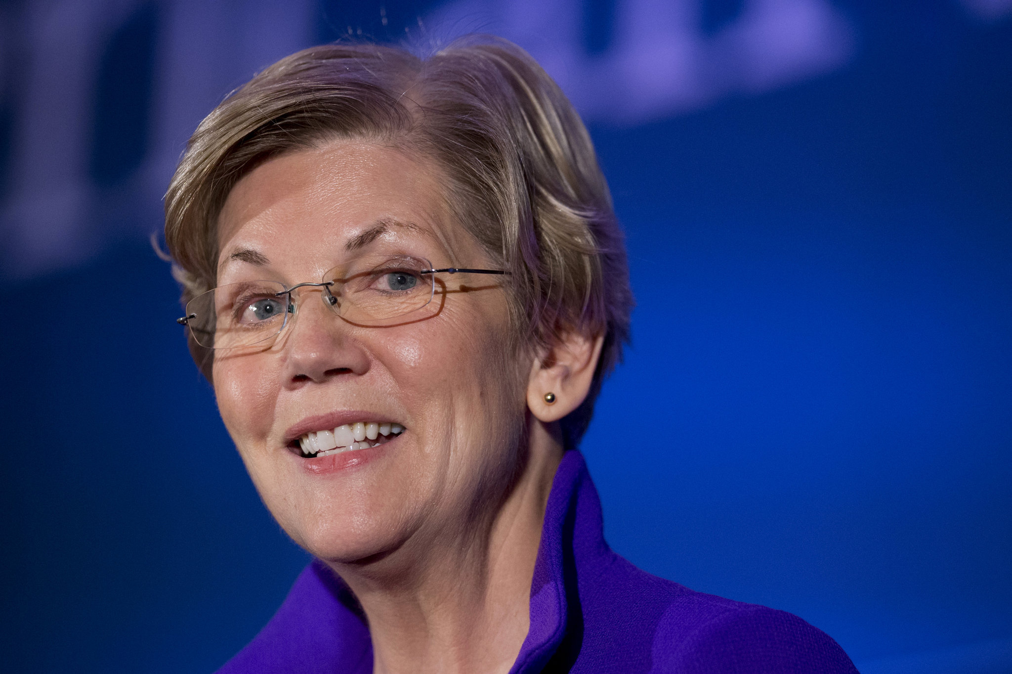 Elizabeth Warren unloads on 'loser' Donald Trump: #Retweet:, March 20, 2016 edition