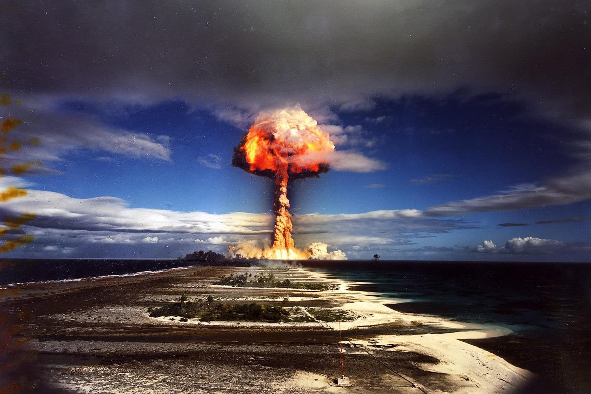 Should America build more nukes?