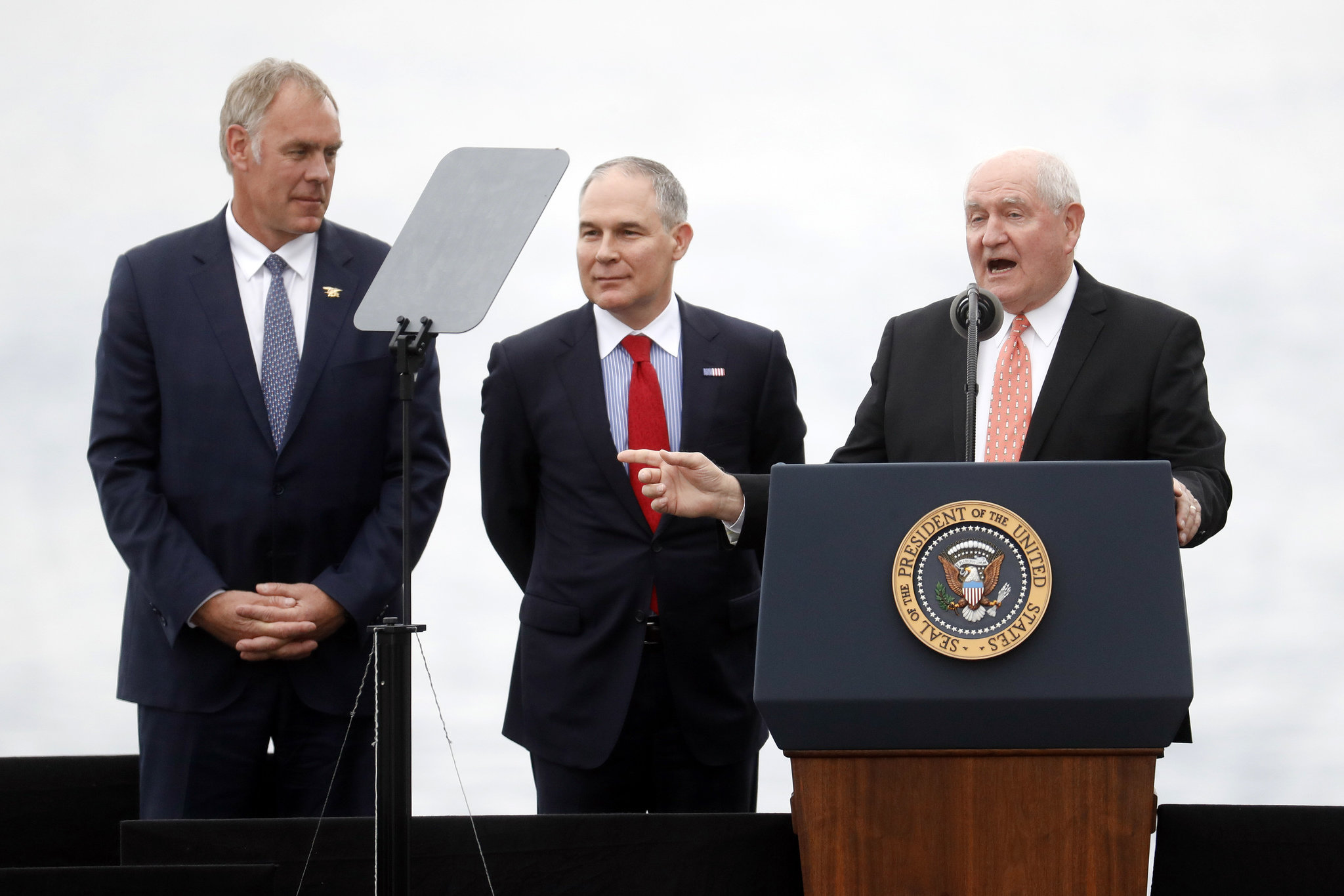 Federal court blocks rollback of Obama-era air pollution rules