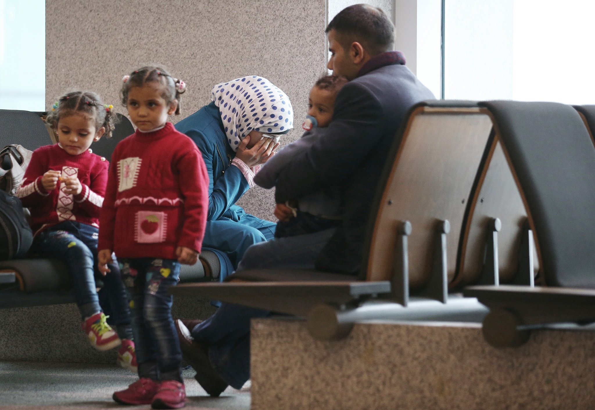 Texas lawmakers want Syrian refugees to take lie-detector tests to weed out extremists